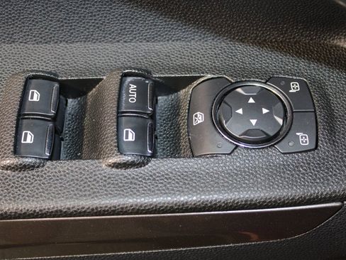 Certified 2021 Ford EcoSport SE w/ SE Convenience Package image 24