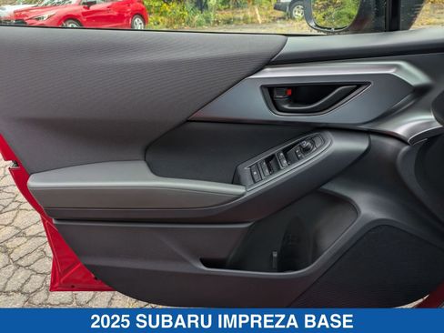 Certified 2025 Subaru Impreza 2.0i image 12