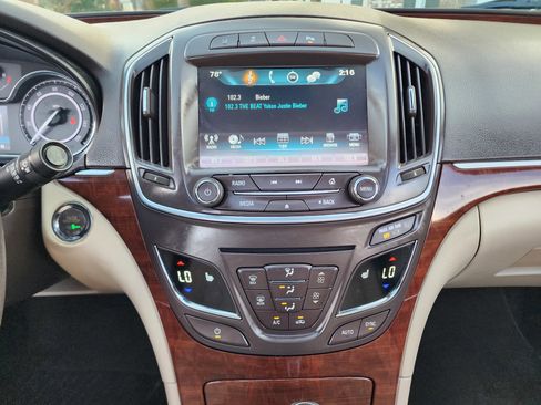 Used 2017 Buick Regal Premium w/ Driver Confidence Package #1 image 29