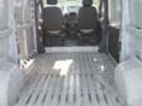 Used 2024 RAM ProMaster 2500 w/ Convenience Group FWD image 3
