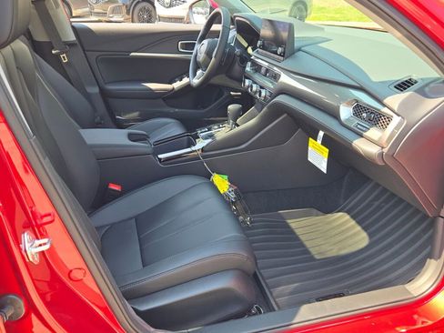 New 2025 Acura Integra Base image 9