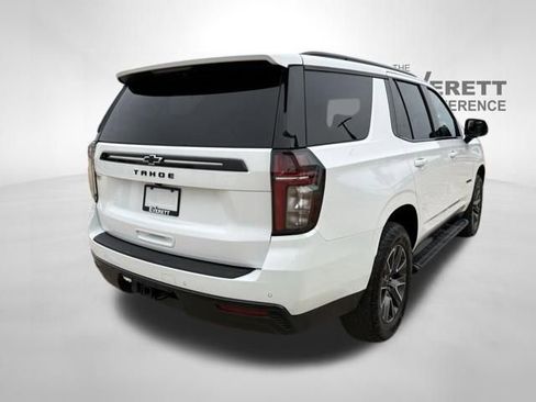 Used 2024 Chevrolet Tahoe Z71 w/ Luxury Package AWD/4WD image 7