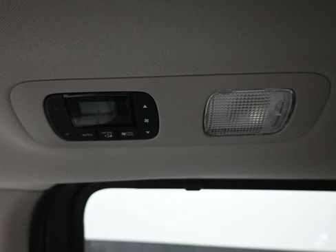 New 2026 Honda Odyssey Touring image 32