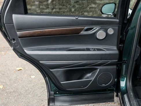 Used 2023 Genesis GV80 2.5T w/ Prestige Package image 18