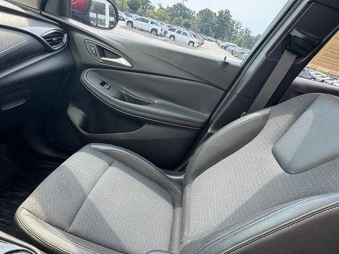 Used 2020 Buick Encore GX Select w/ Experience Buick Package FWD image 22
