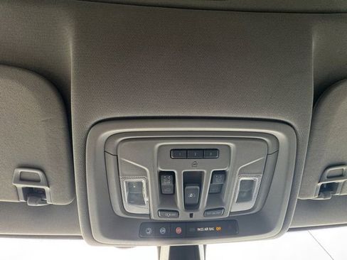 Used 2020 Chevrolet Silverado 1500 RST image 27