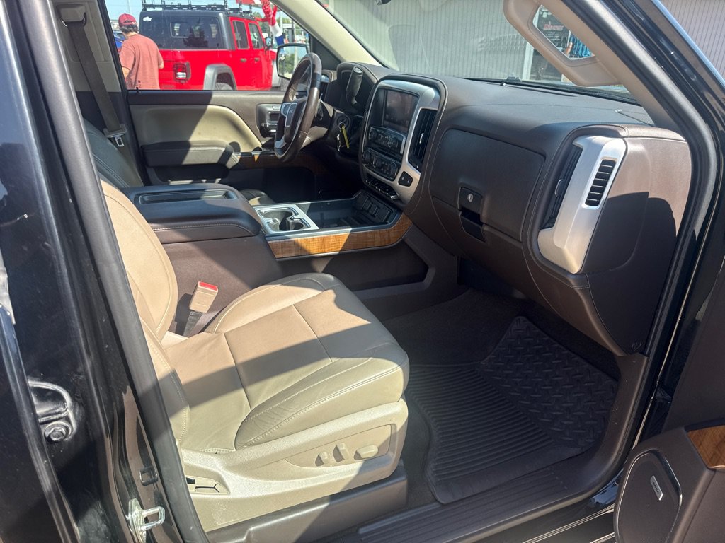 Used 2015 GMC Sierra 1500 SLT w/ SLT Crew Cab Value Package AWD/4WD image 18