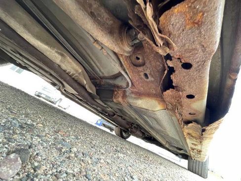 Used 2011 Ford Fusion SEL FWD image 17