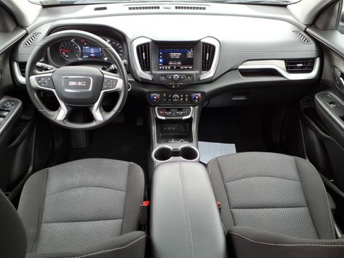 Certified 2022 GMC Terrain SLE w/ Driver Convenience Package image 15