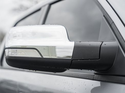 Used 2021 RAM 1500 Laramie image 17