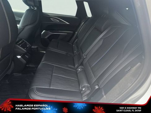 Certified 2025 Cadillac Lyriq Luxury AWD/4WD image 23