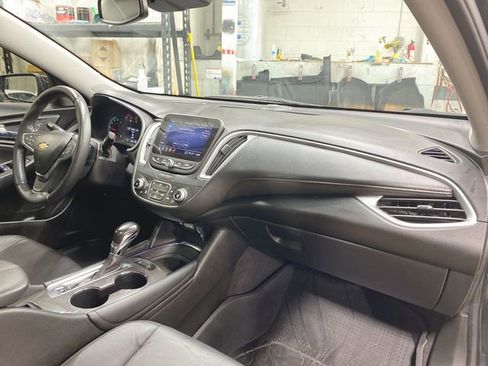 Used 2022 Chevrolet Malibu LT w/ Leather Package image 28