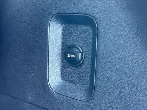 Used 2024 Kia Carnival LX image 64