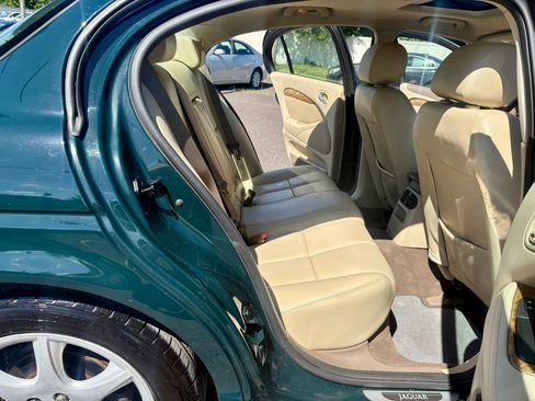 Used 2005 Jaguar S-TYPE 4.2 RWD image 21