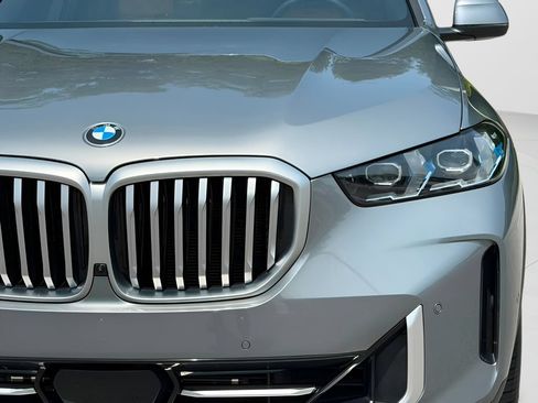 Used 2025 BMW X5 sDrive40i w/ Premium Package RWD image 25