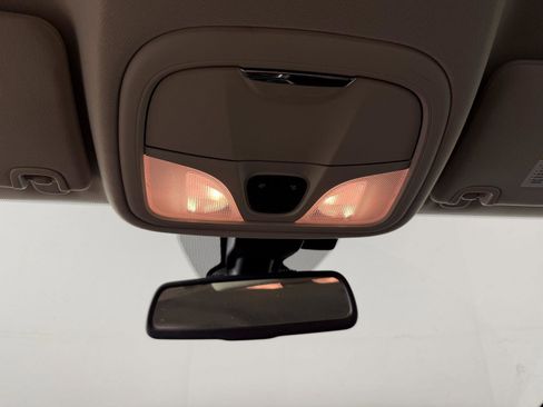 Used 2016 Chrysler 200 Limited w/ Convenience Group FWD image 24