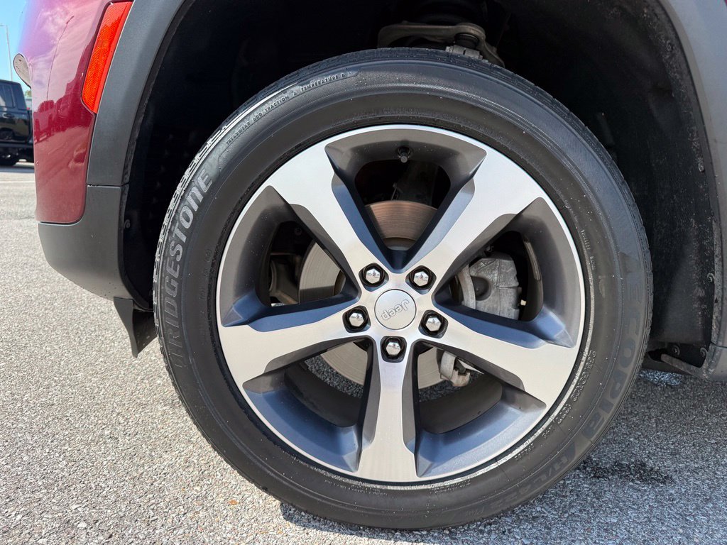 Used 2023 Jeep Grand Cherokee Limited w/ Trailer Tow Prep Group (B) AWD/4WD image 19