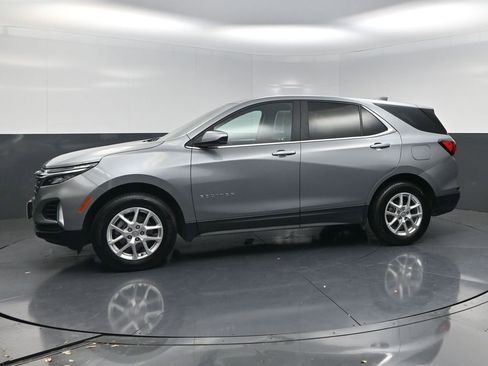 Used 2024 Chevrolet Equinox LT image 3