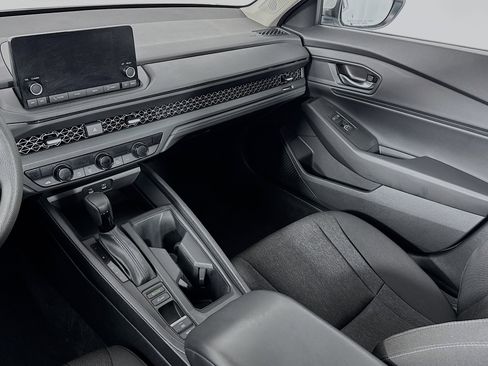 Certified 2023 Honda Accord EX image 23
