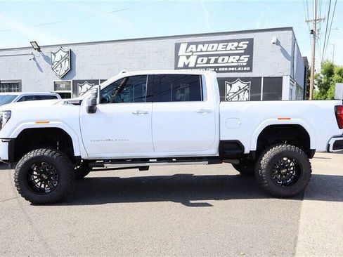 Used 2025 GMC Sierra 3500 Denali w/ Denali Reserve Package AWD/4WD image 2