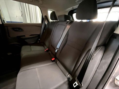 Used 2023 Nissan Rogue S AWD/4WD image 15