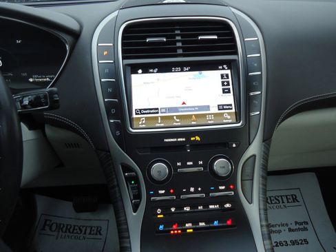 Used 2019 Lincoln Nautilus Black Label image 16