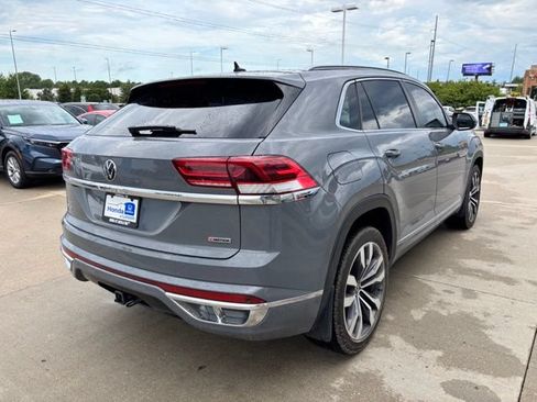 Used 2021 Volkswagen Atlas Cross Sport SEL R-Line AWD/4WD image 5