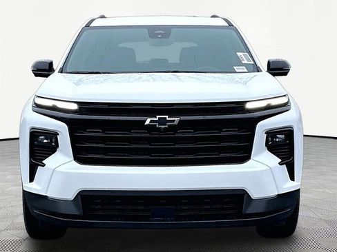 New 2026 Chevrolet Traverse LT w/ Midnight/Sport Edition image 2