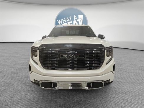 Certified 2024 GMC Sierra 1500 Denali Ultimate image 9