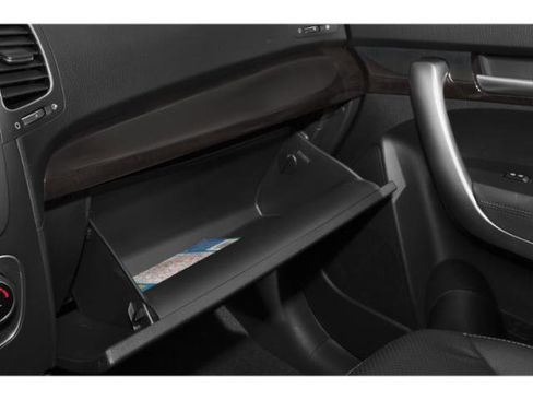 Used 2015 Kia Sorento LX image 18