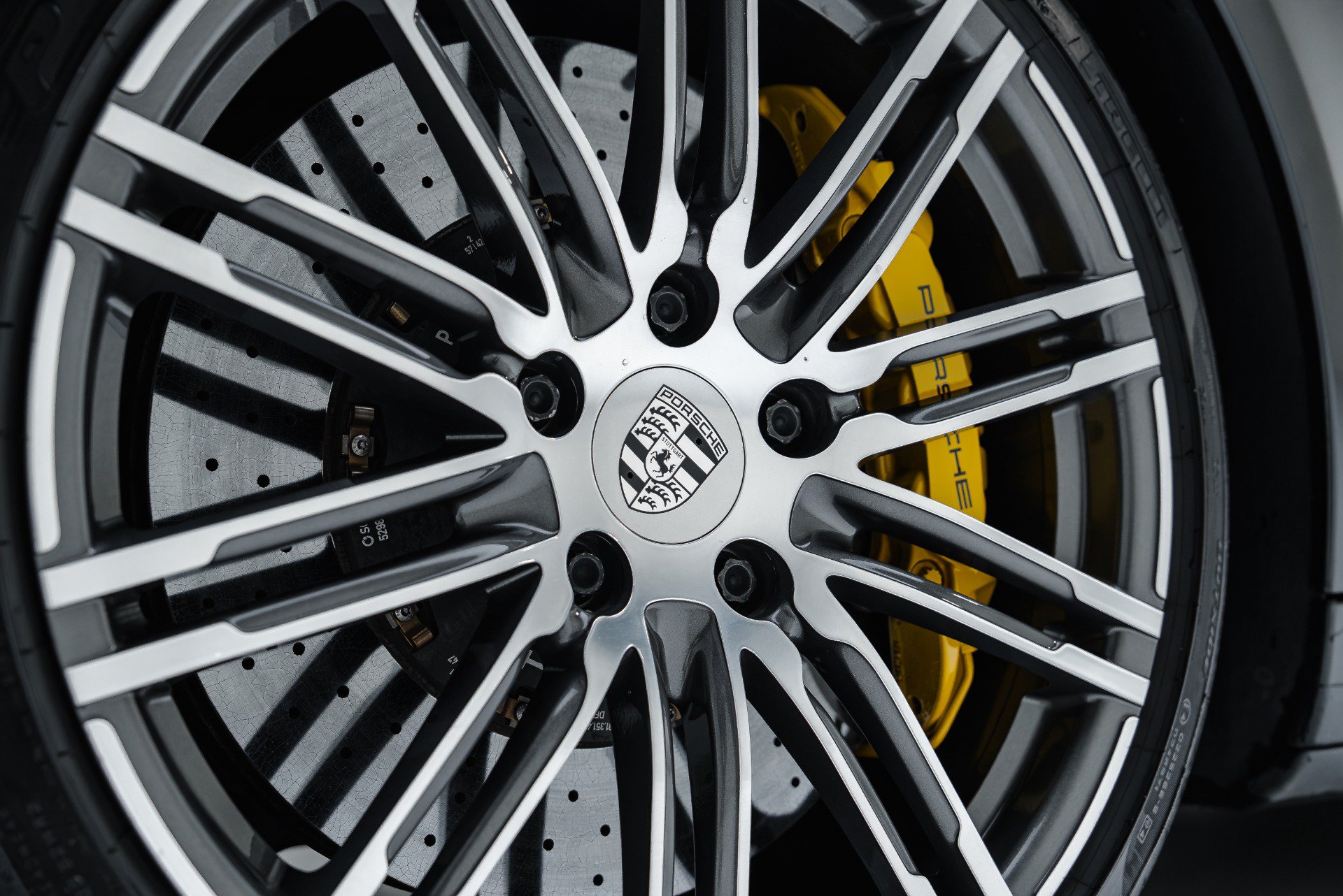Used 2014 Porsche 911 Turbo S AWD/4WD image 30