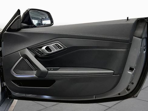 Used 2026 BMW Z4 M40i RWD image 20