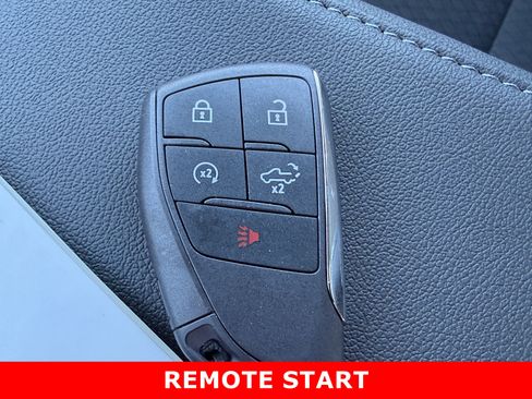 New 2026 GMC Sierra 1500 SLE image 25