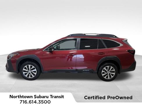 Used 2025 Subaru Outback Premium AWD/4WD image 2