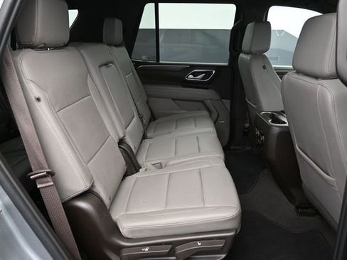 Used 2024 Chevrolet Tahoe LT AWD/4WD image 34