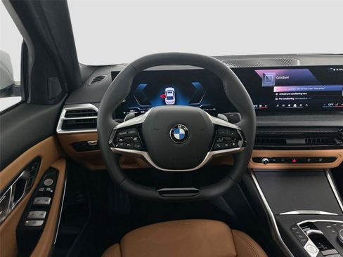 Used 2026 BMW 330i xDrive Sedan w/ Premium Package AWD/4WD image 21