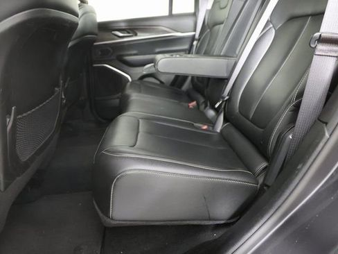 Used 2023 Jeep Grand Cherokee 4WD 4xe image 9