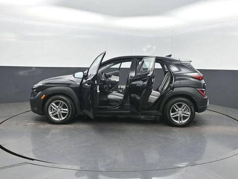 Used 2023 Hyundai Kona SE w/ Cargo Package FWD image 39