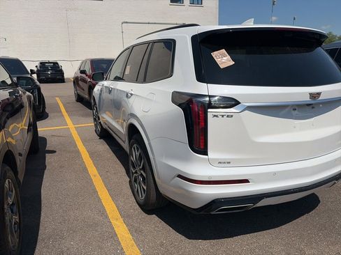 Used 2024 Cadillac XT6 Sport w/ Technology Package AWD/4WD image 9
