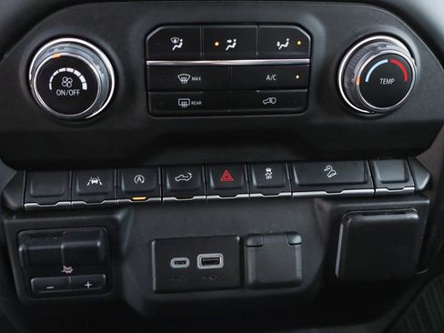 Used 2023 Chevrolet Silverado 1500 Custom Trail Boss image 30