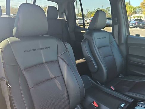 Certified 2022 Honda Ridgeline Black Edition image 27