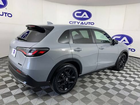 Used 2024 Honda HR-V Sport image 3