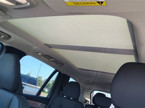 New 2026 Volvo XC90 B6 Plus w/ Protection Package Premier image 26