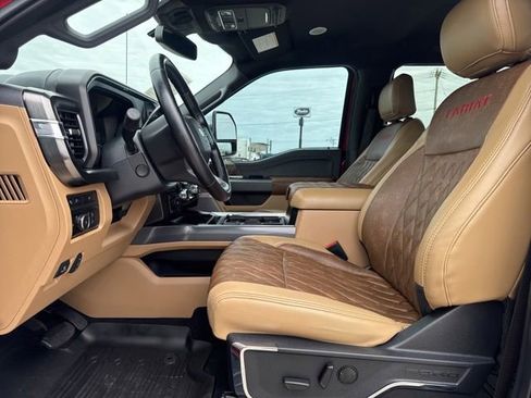 Used 2024 Ford F250 Lariat w/ Lariat Ultimate Package AWD/4WD image 2