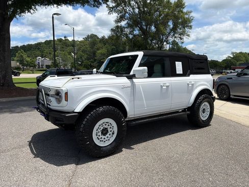 Used 2023 Ford Bronco Outer Banks AWD/4WD image 5