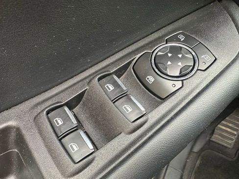 Used 2021 Ford Edge SEL w/ Convenience Package image 26