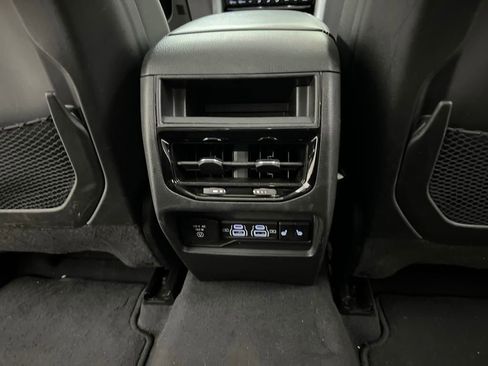 Used 2023 Jeep Grand Cherokee 4WD 4xe image 22