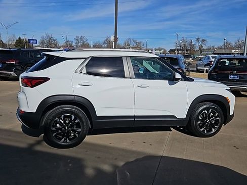 Used 2022 Chevrolet TrailBlazer LT w/ Convenience Package image 4