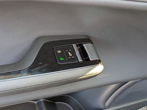 Used 2025 Polestar Polestar 3 image 10