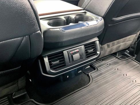 Used 2023 Ford F150 Lariat w/ Equipment Group 502A High image 34